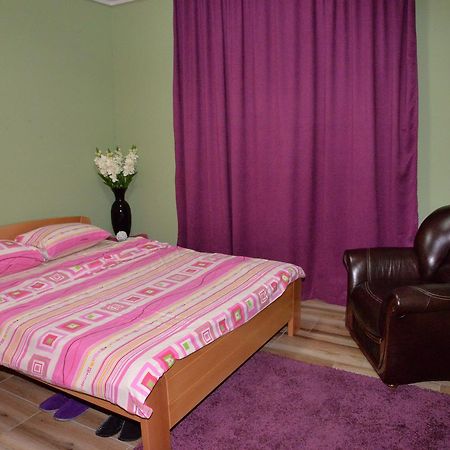 As Club Bed and Breakfast Beograd Eksteriør billede
