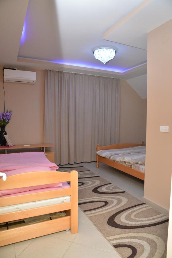 As Club Bed and Breakfast Beograd Eksteriør billede